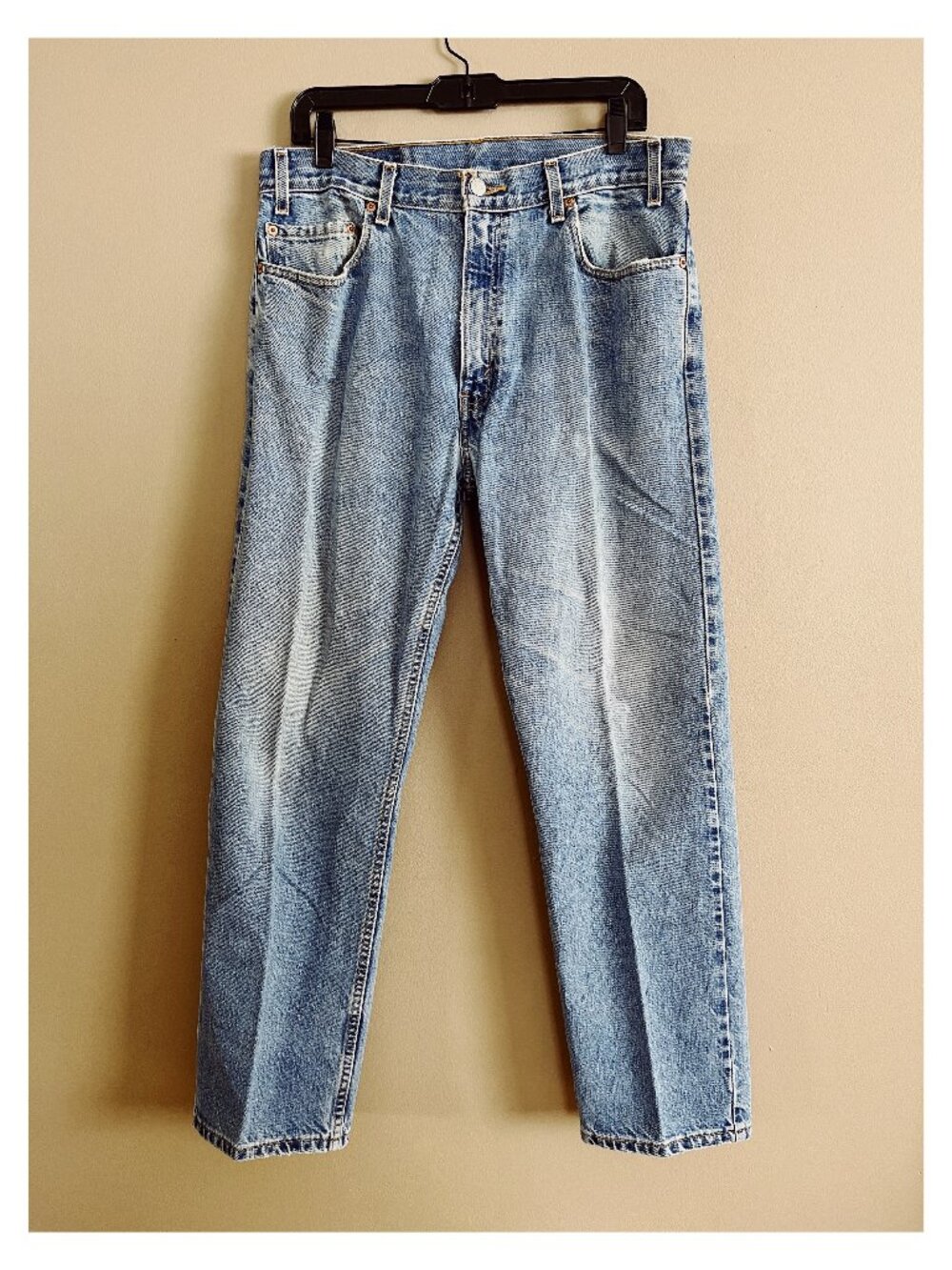 VTG Y2K Levi's 505 Sz 36x30 Med Wash Regular Fit Straight Leg Jeans